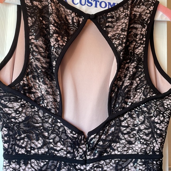 Nightway women’s lace underlay sequins floor length dress size 8 - Picture 4 of 8